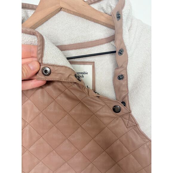 Abercrombie & Fitch Faux Leather Quilted Asymmetrical Snap Fleece Pullover Small - Picture 4 of 7